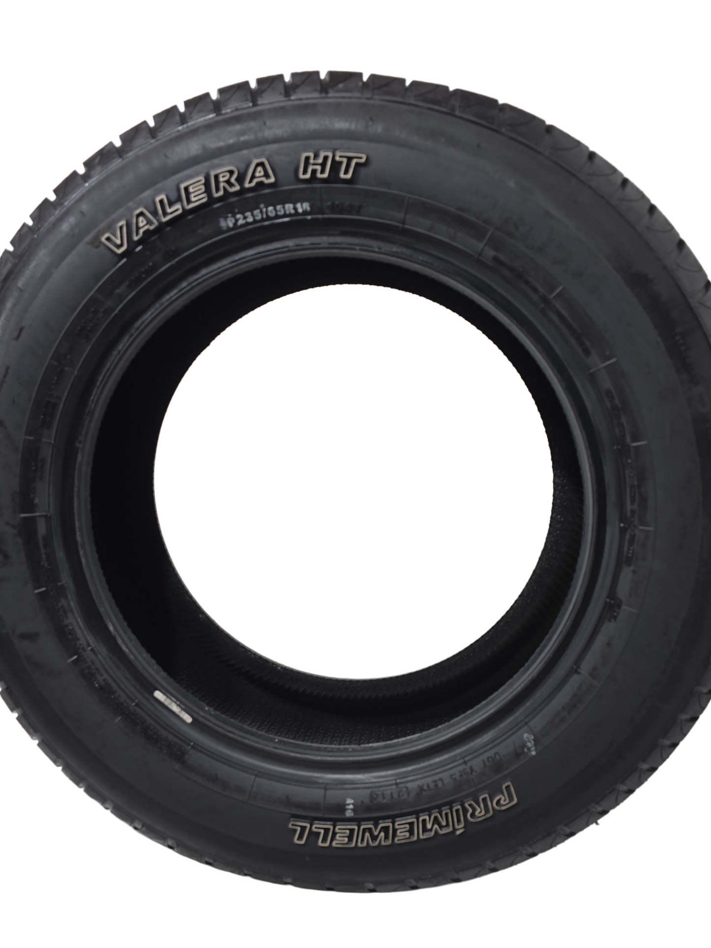 Primewell Valera P235-65-18 10/32 tread